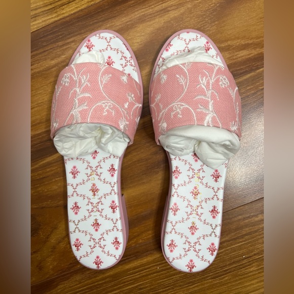 Hill House - The City Slide in Pink Embroidery - NWT SIZE 36 MSRP $250 - Picture 2 of 6